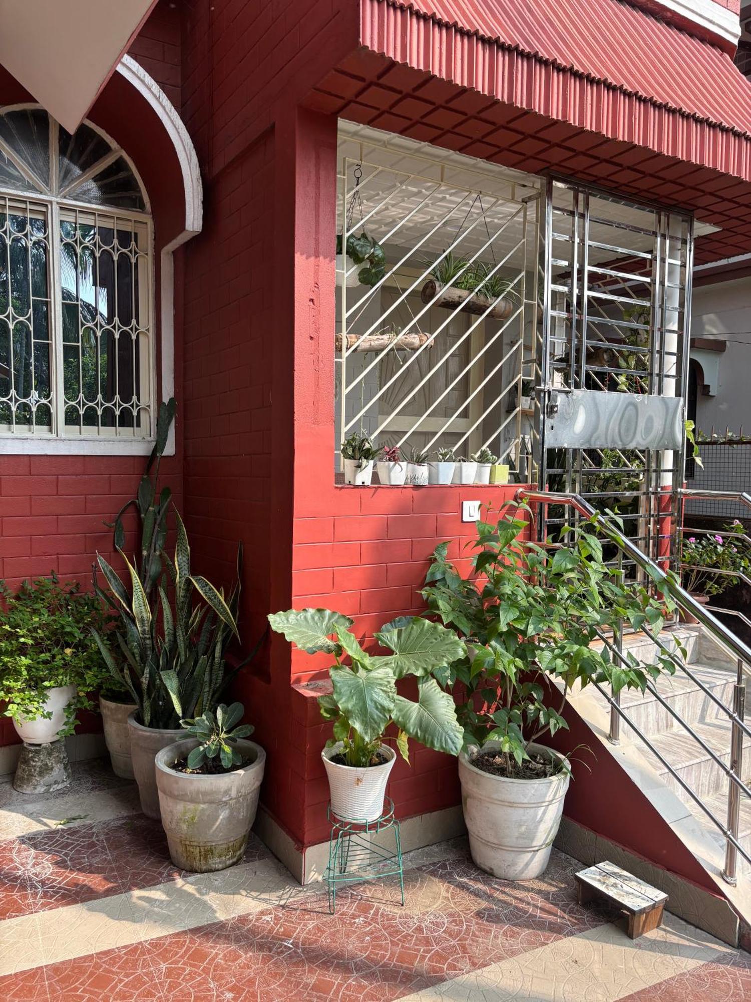 Newa House Homestay Siliguri Buitenkant foto